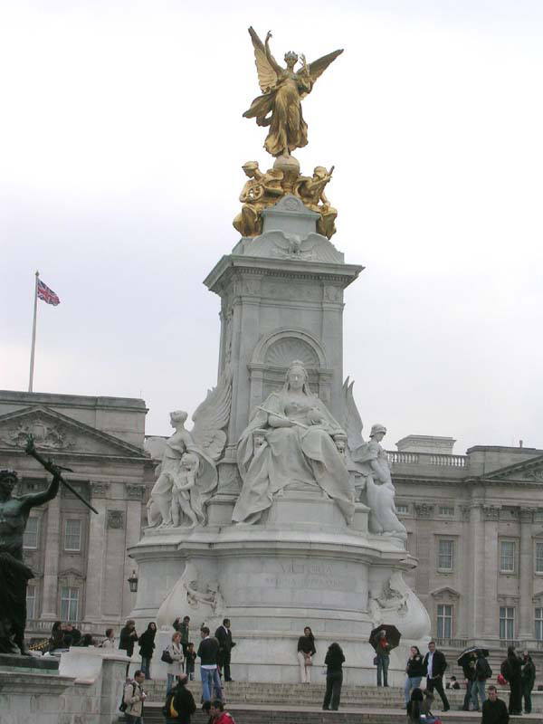 Buckingham_Palace_4